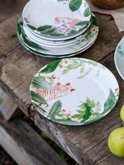 Lantana Quarter Plates